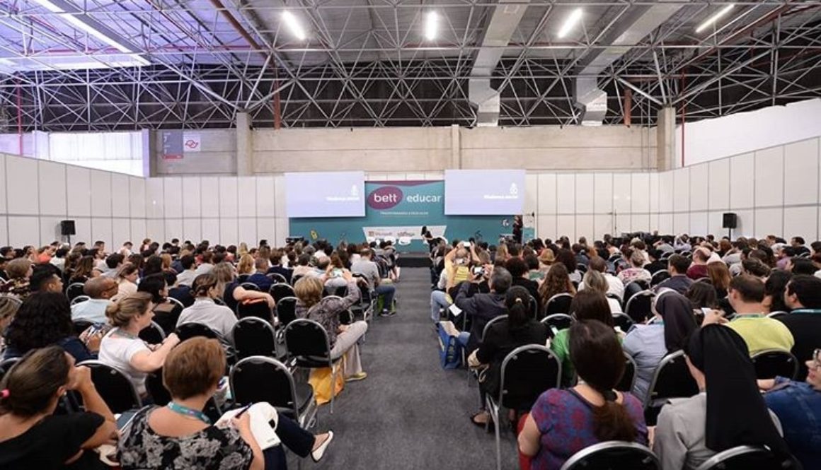 Debate sobre educação inovadora na Bett Educar 2018.