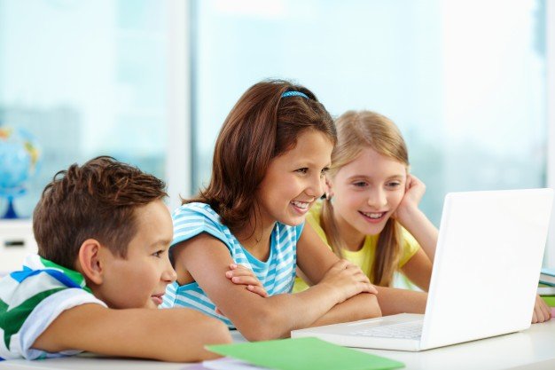 Como alunos podem fazer o uso consciente da tecnologia