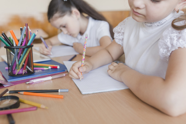 Aplicação de atividades lúdicas com os alunos do 7° A, nas aulas de