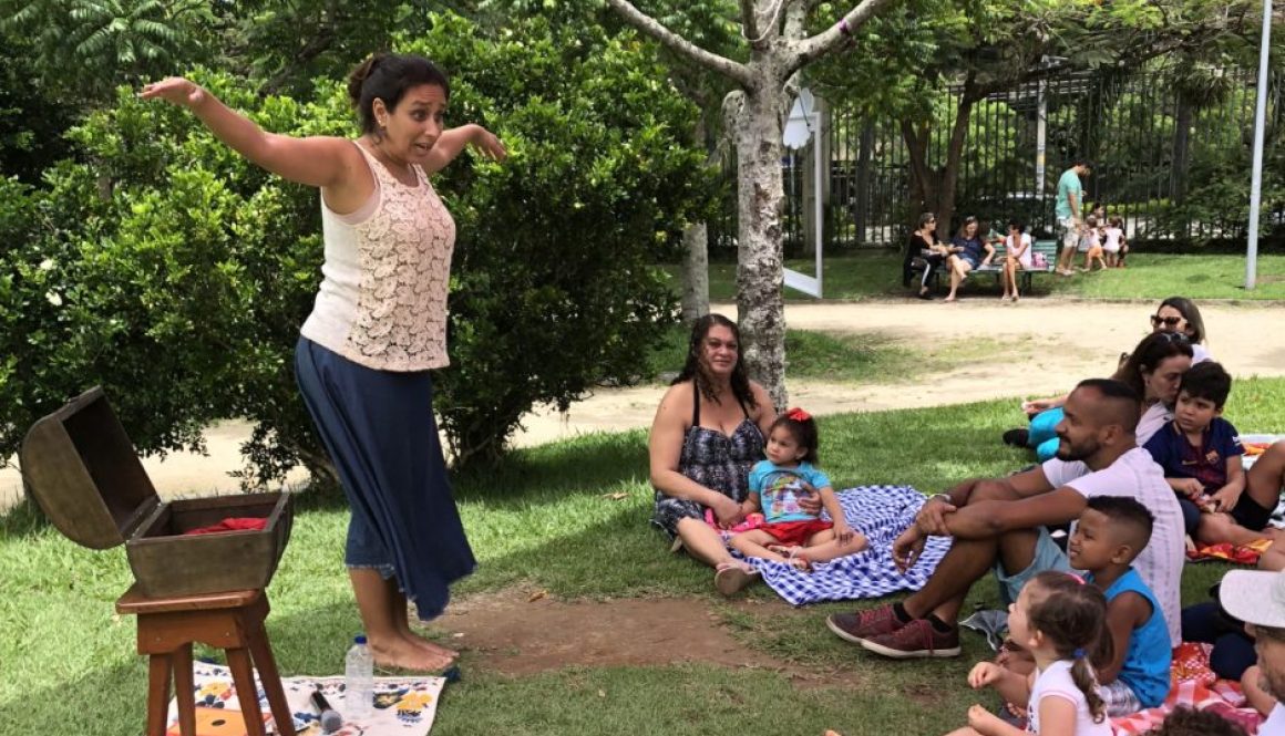 Amigos na Praça