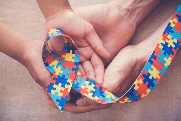 Conheça os primeiros sinais do Autismo! - Blog Rhema Educação