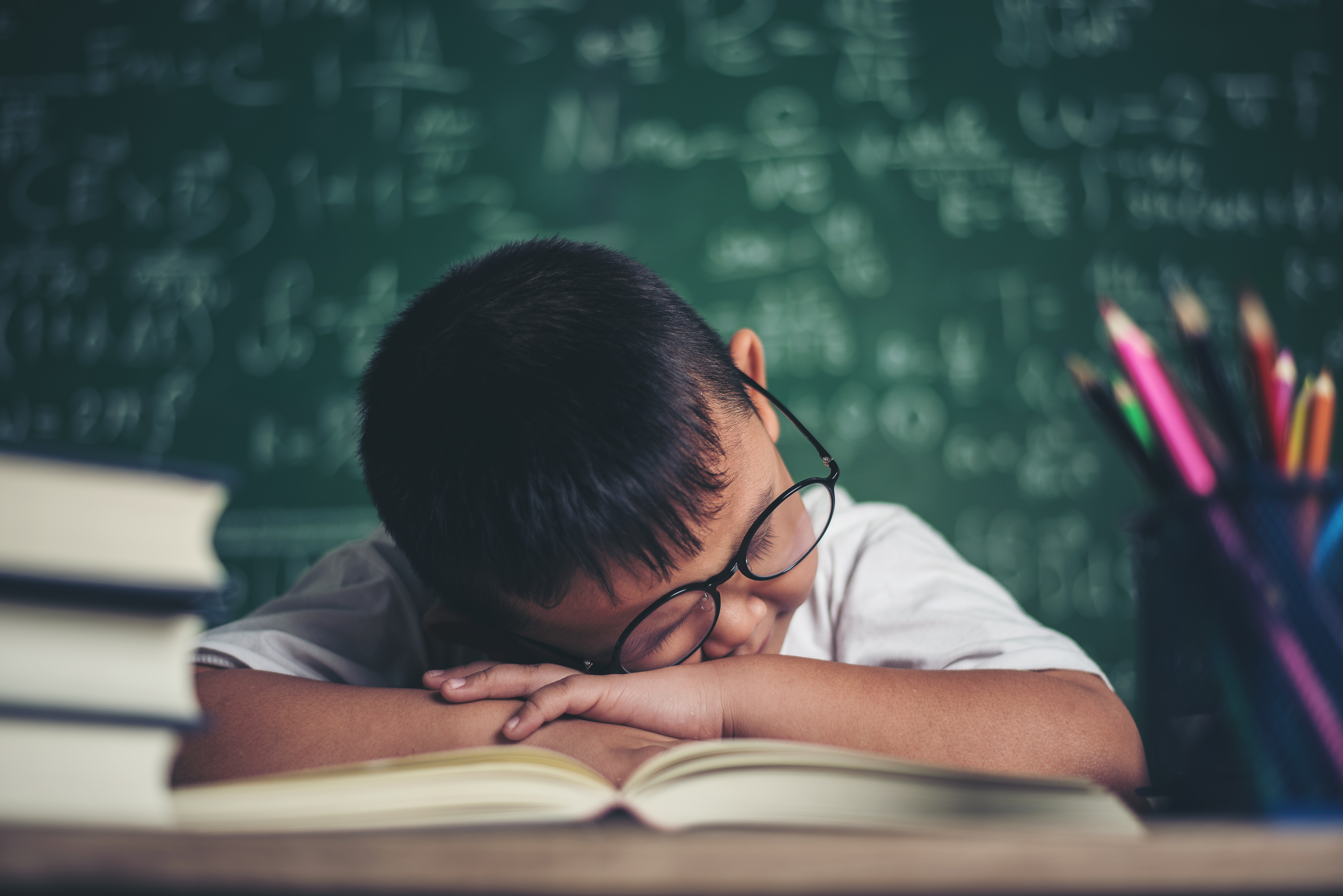 Aluno desmotivado com a formação de leitores na escola.