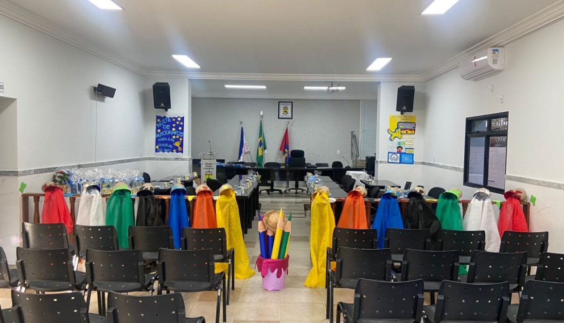 evento de autógrafos na câmara municipal