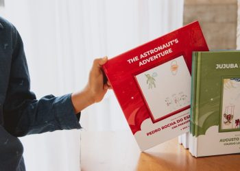 Educação bilíngue lúdica Educação bilíngue lúdica